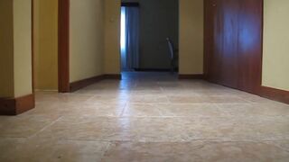 Big cumshot hotel floor - Boyke18