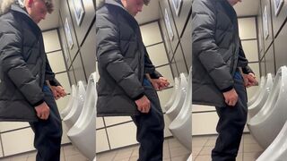 hung fit lad pissing